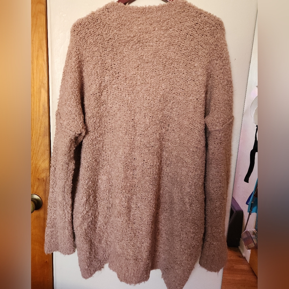 Free People Pink Boucle Oversized Snap Cardigan Size Medium - Picture 4 of 6